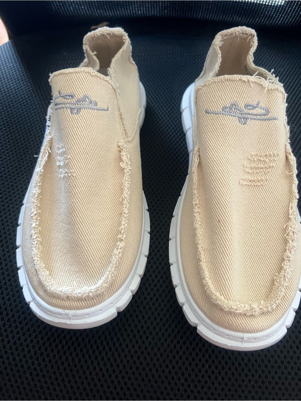 Womens Slip-On Canvas Shoes in Beige